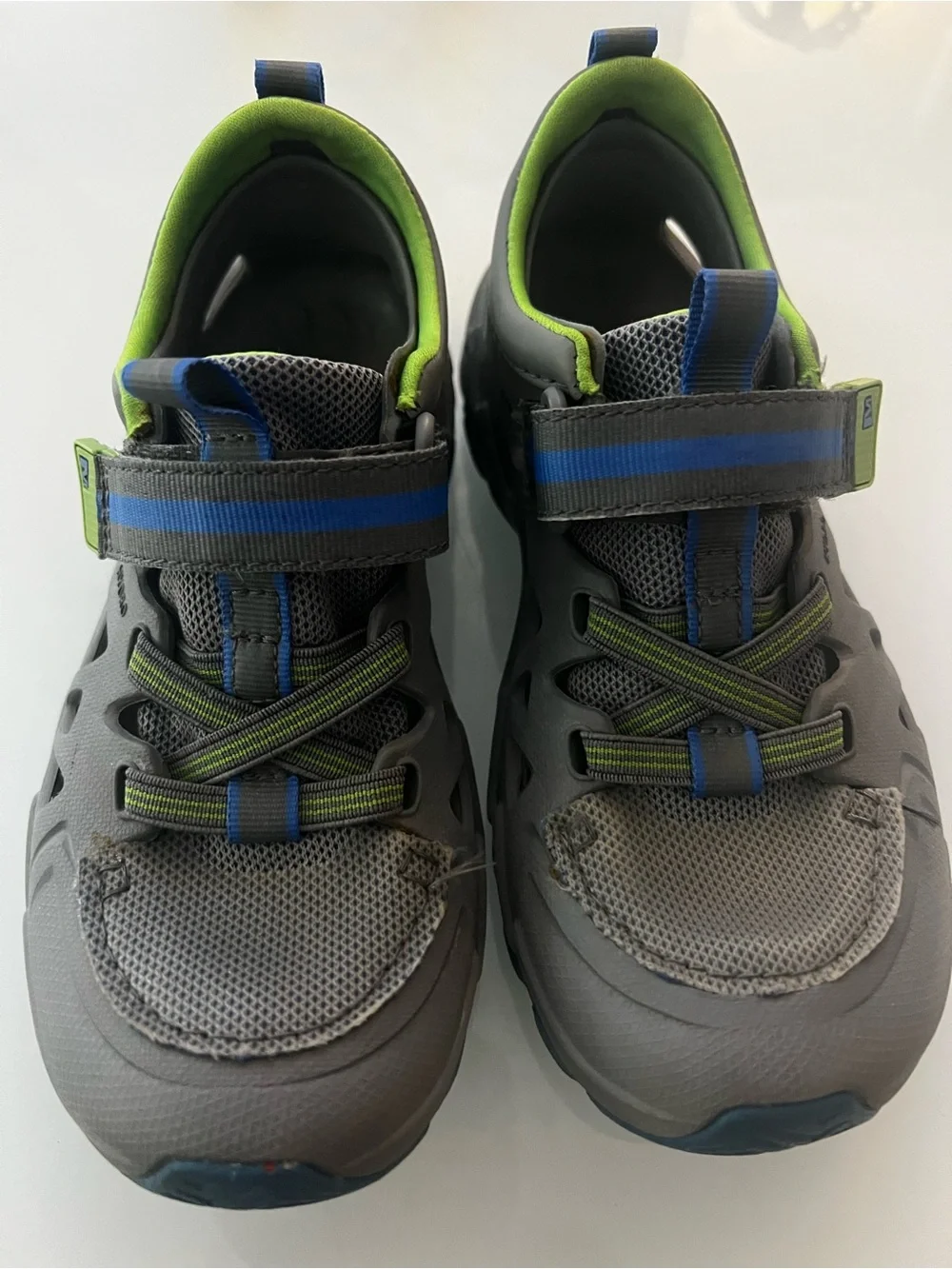 Merrell Boy’s Waterproof shoes sandals Size 13M